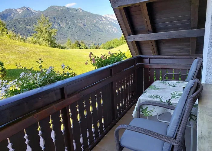 Apartmaji Vesna Apartamento *